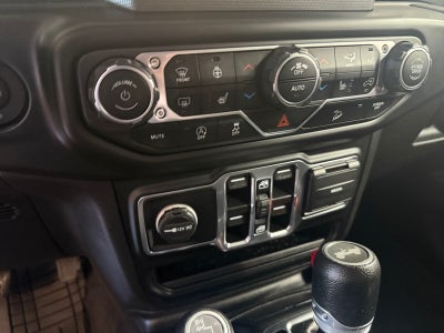 2021 Jeep Wrangler Sahara