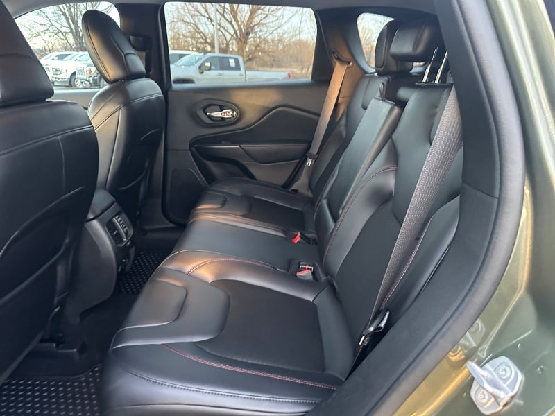 2021 Jeep Cherokee Trailhawk