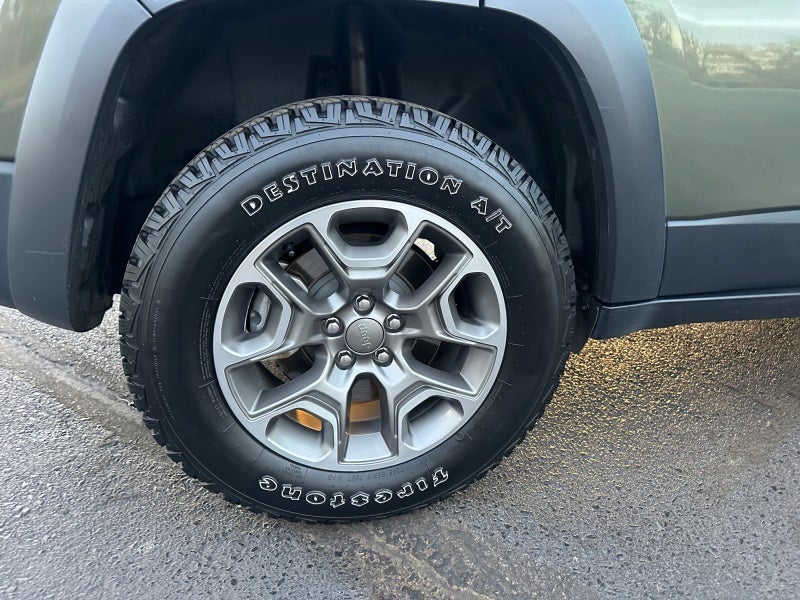 2021 Jeep Cherokee Trailhawk