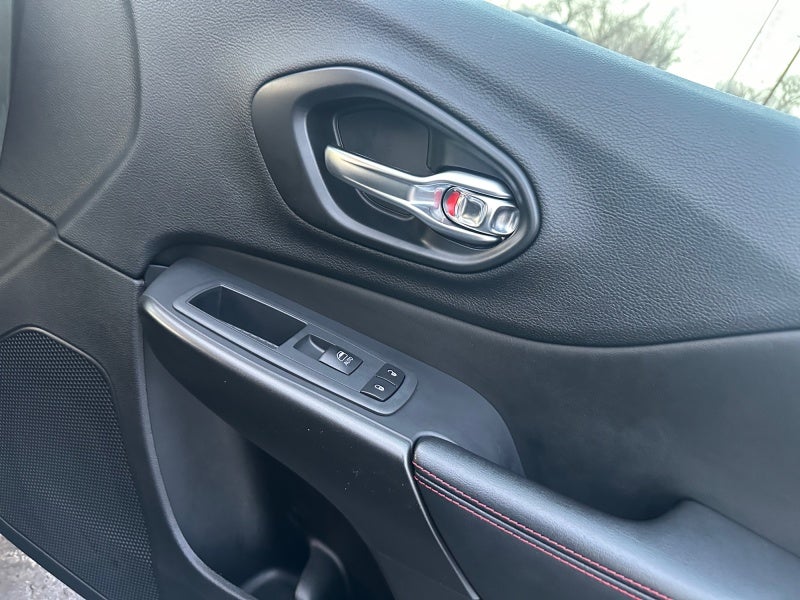 2021 Jeep Cherokee Trailhawk