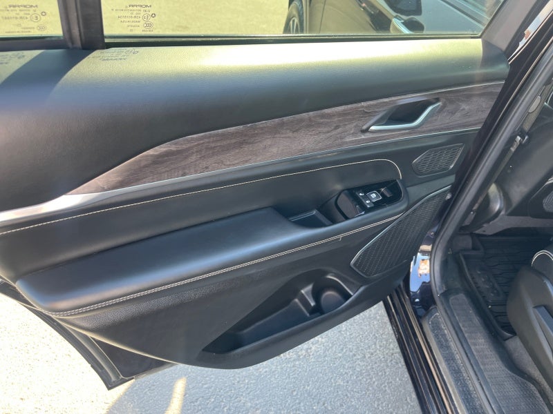 2022 Jeep Grand Cherokee L Overland