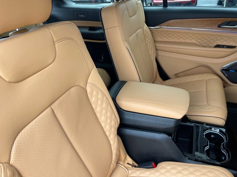2025 Jeep Grand Cherokee L Summit Reserve