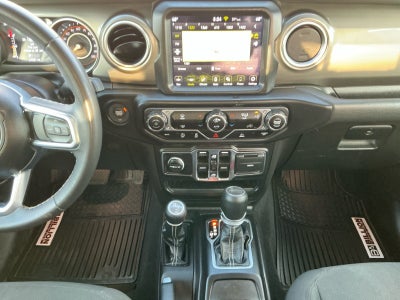 2023 Jeep Gladiator Overland