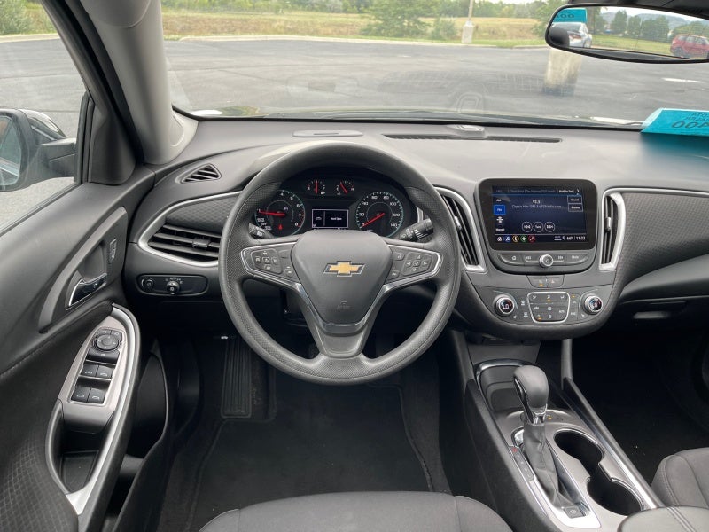 2025 Chevrolet Malibu LT