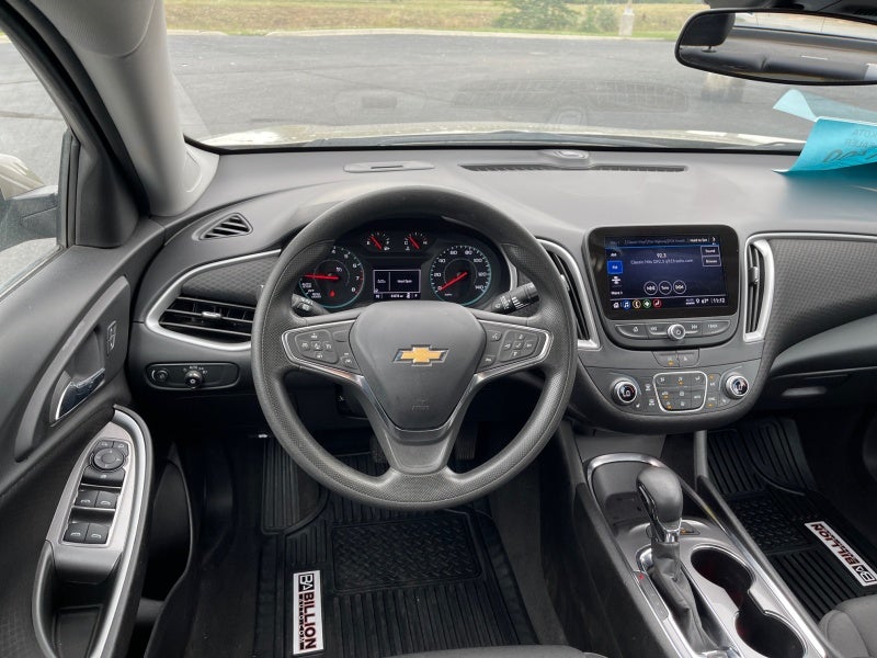 2025 Chevrolet Malibu LT