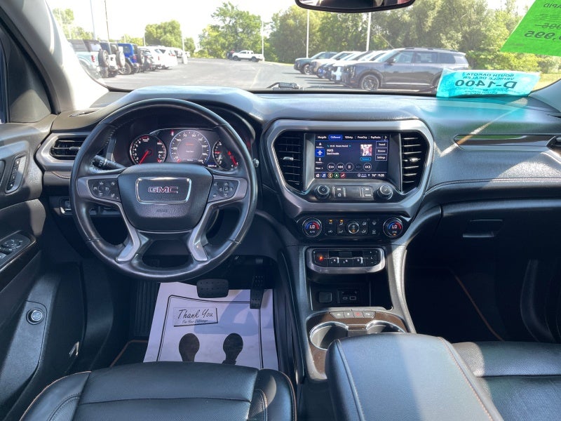 2022 GMC Acadia AT4
