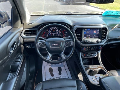 2022 GMC Acadia AT4
