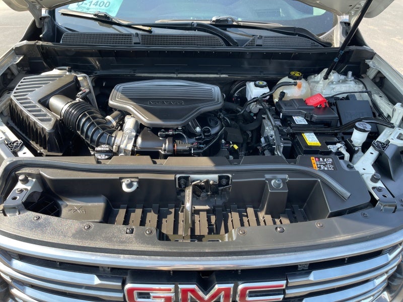 2022 GMC Acadia AT4