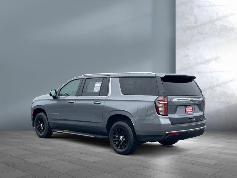 2022 Chevrolet Suburban LT