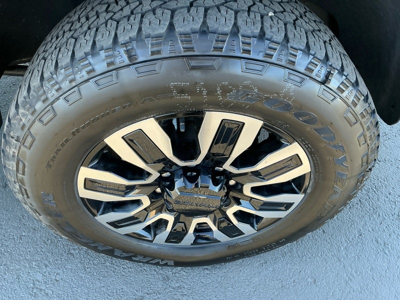 2025 GMC Sierra 3500HD Denali Ultimate