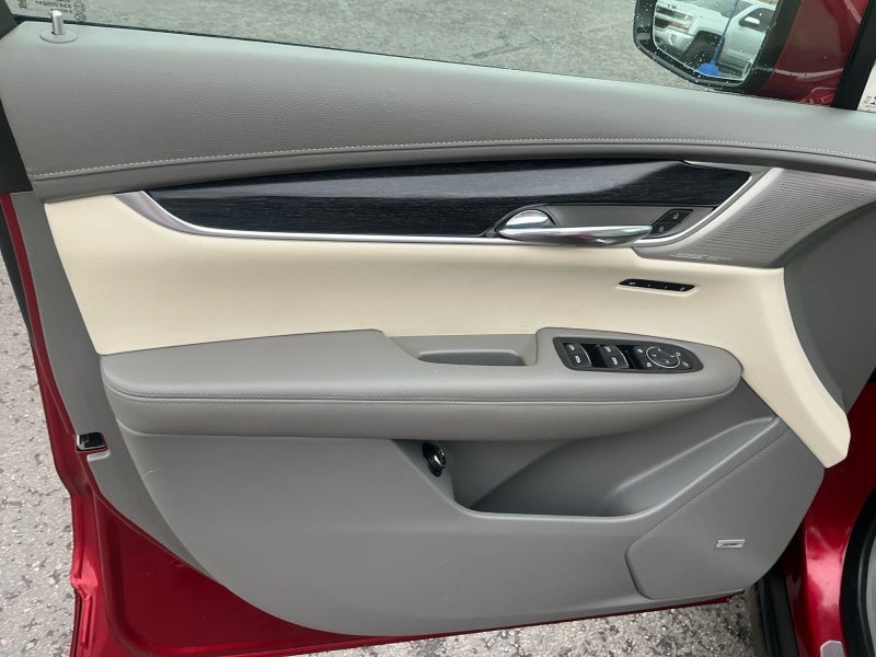 2022 Cadillac XT6 Premium Luxury