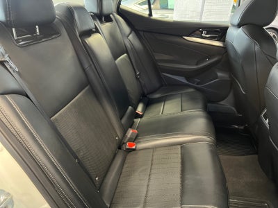 2023 Nissan Maxima SV