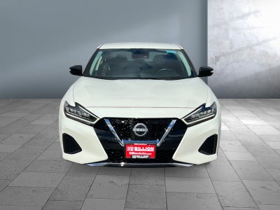 2023 Nissan Maxima SV
