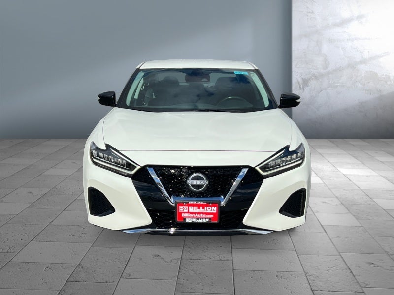 2023 Nissan Maxima SV