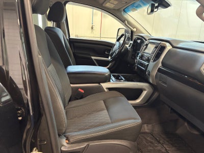 2017 Nissan Titan XD SV