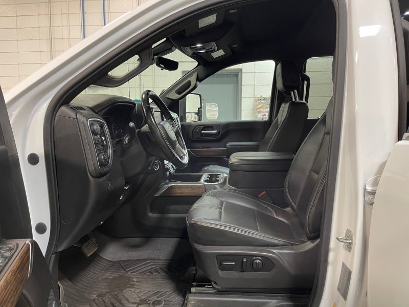 2023 Chevrolet Silverado 3500HD High Country