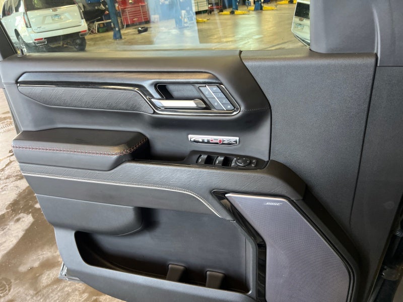 2023 GMC Sierra 1500 AT4X