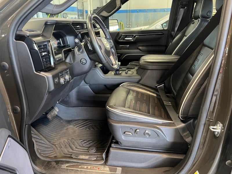 2023 GMC Sierra 1500 AT4X