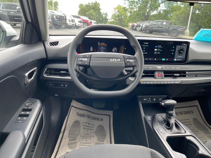 2026 Kia K4 LX
