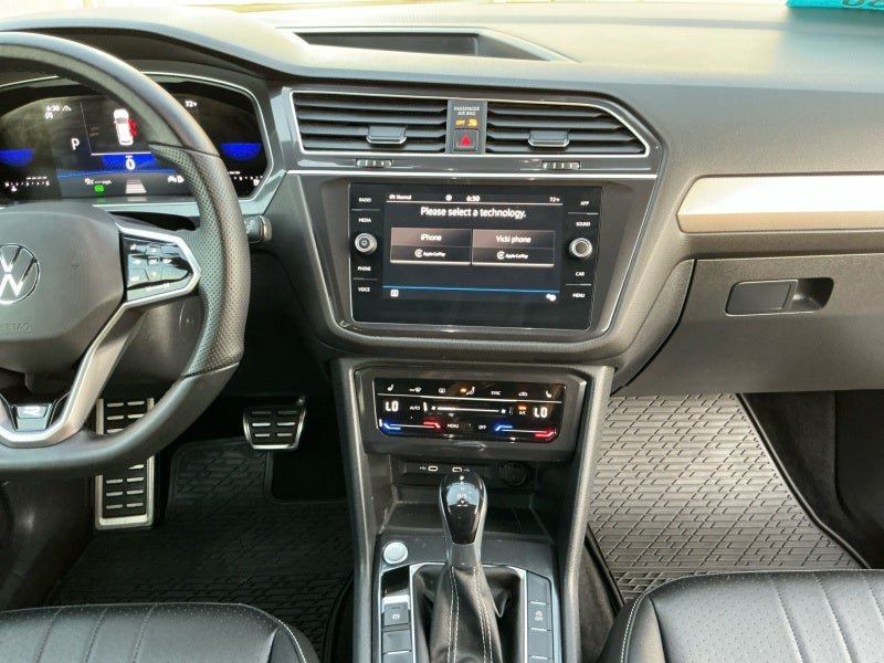 2024 Volkswagen Tiguan SE R-Line Black