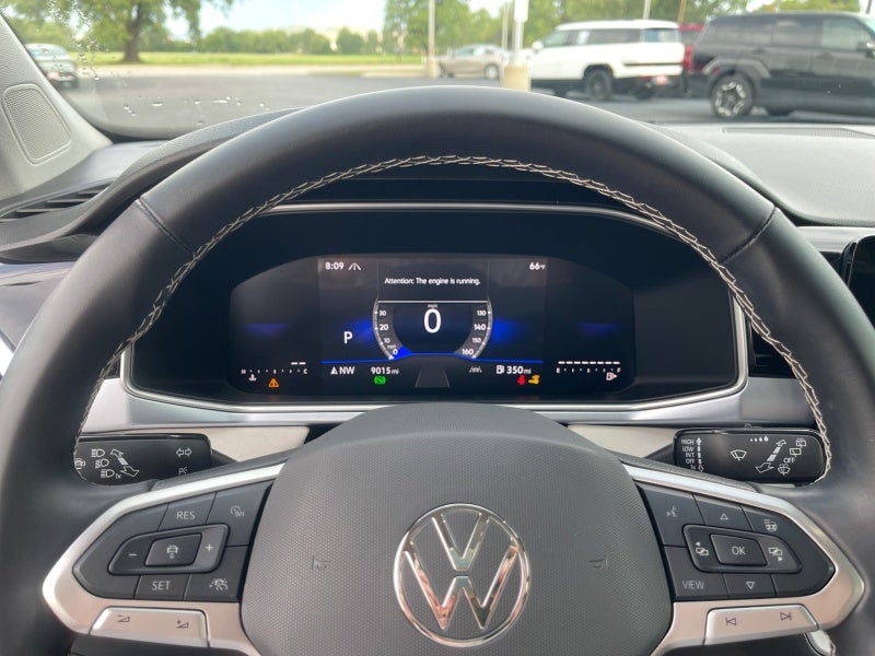 2025 Volkswagen Taos SE