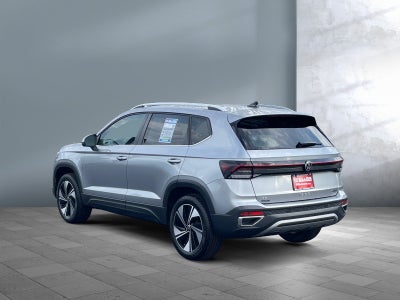 2025 Volkswagen Taos SE