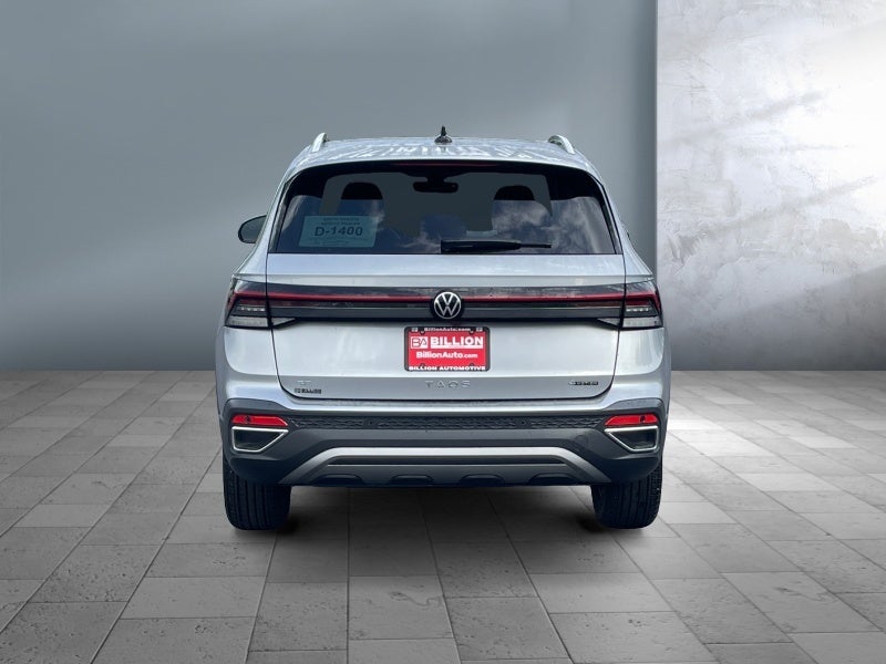 2025 Volkswagen Taos SE