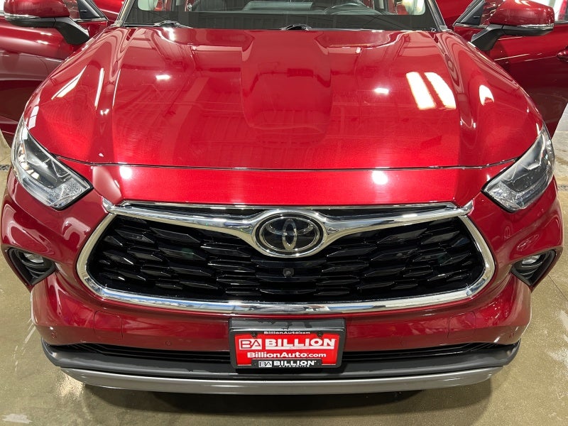 2022 Toyota Highlander Platinum