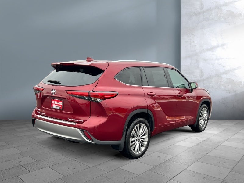 2022 Toyota Highlander Platinum