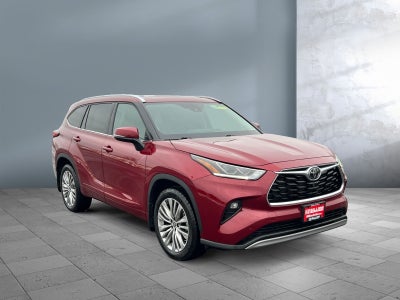 2022 Toyota Highlander Platinum