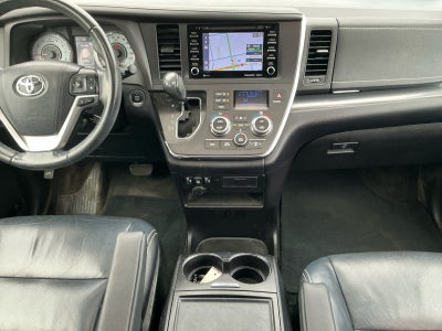 2018 Toyota Sienna SE