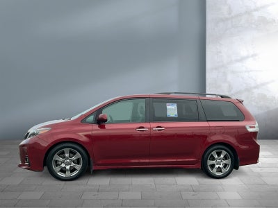 2018 Toyota Sienna SE