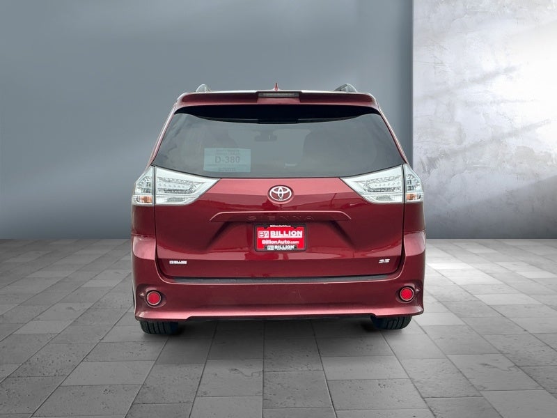 2018 Toyota Sienna SE
