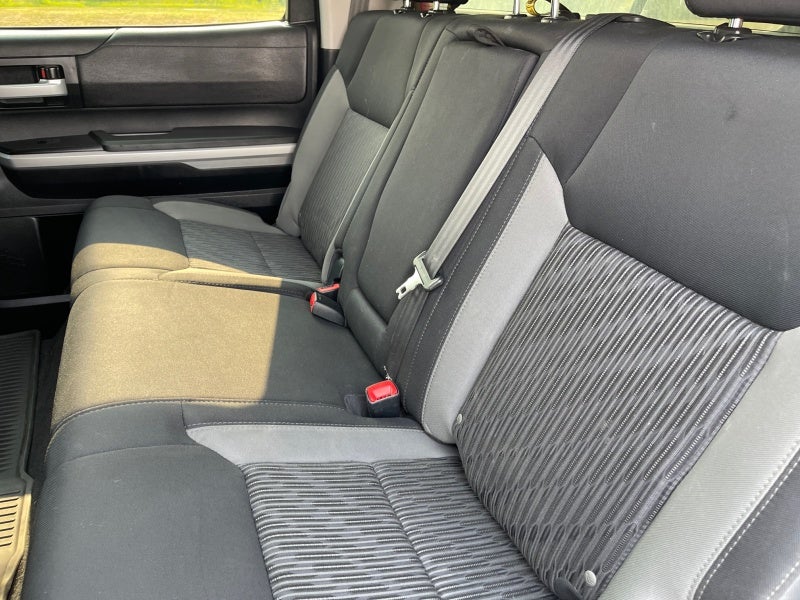 2017 Toyota Tundra 4WD SR5
