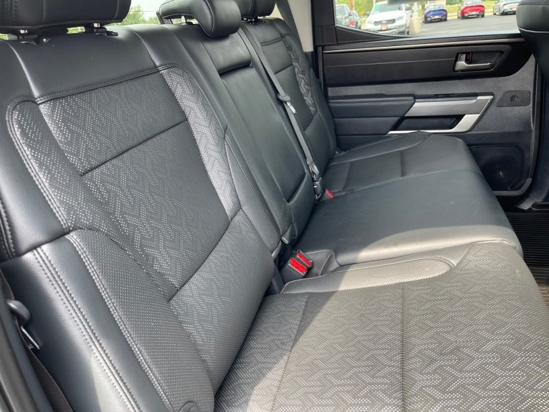 2022 Toyota Tundra 4WD SR5