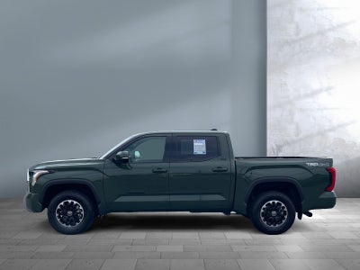 2022 Toyota Tundra 4WD SR5
