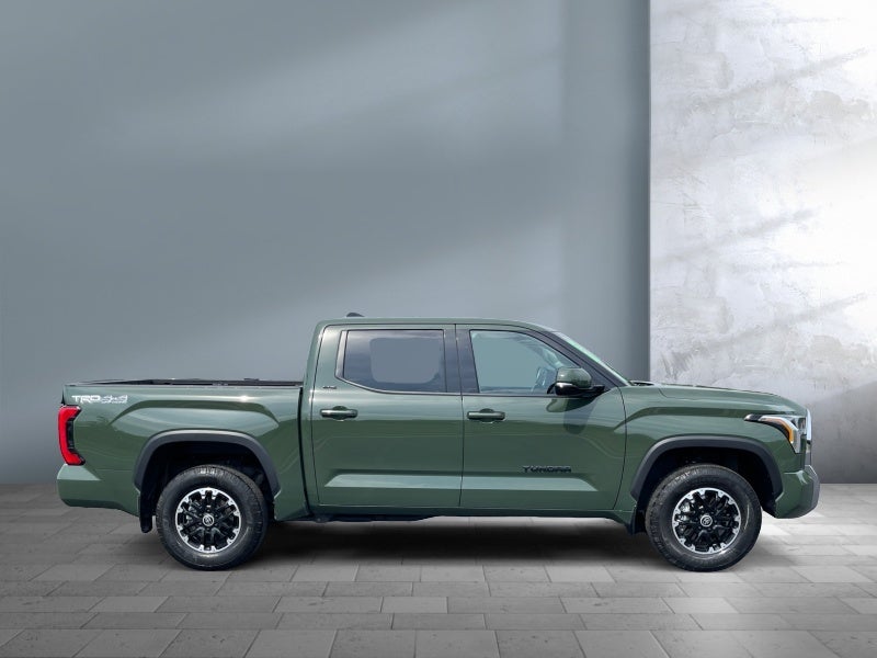 2022 Toyota Tundra 4WD SR5