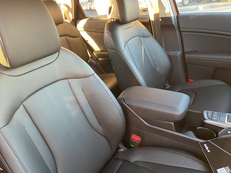 2027 Kia Sportage EX