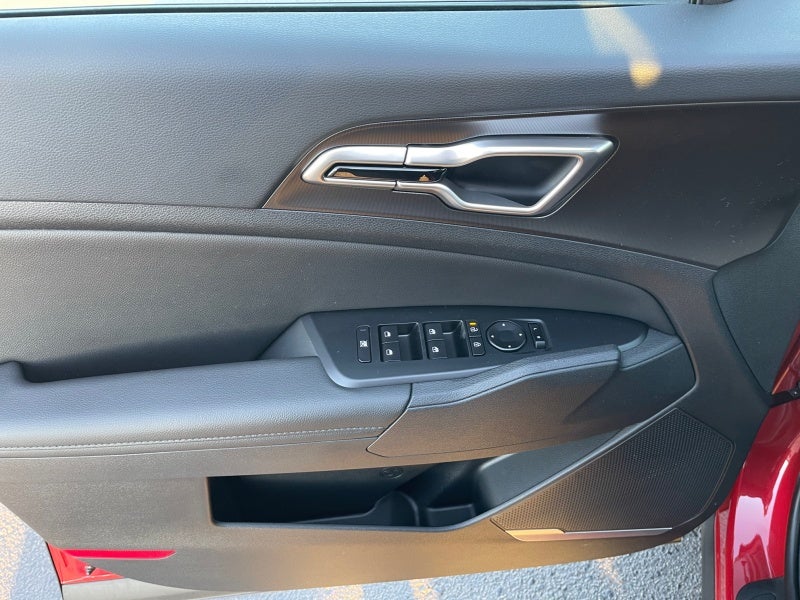 2027 Kia Sportage EX