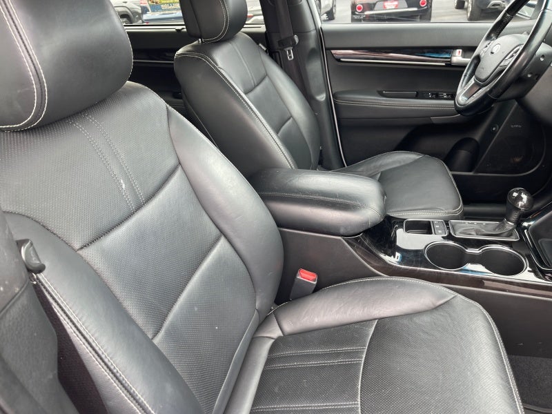 2015 Kia Sorento SX Limited