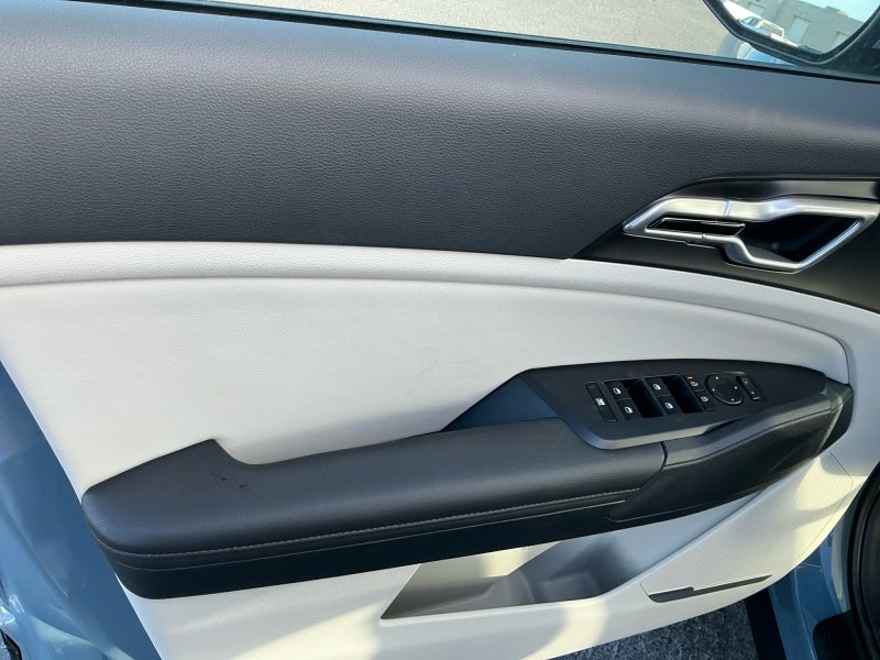 2027 Kia Sportage Hybrid EX