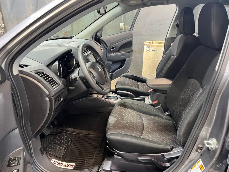2024 Mitsubishi Outlander Sport ES