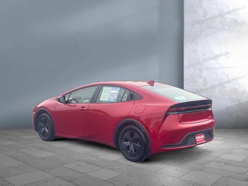 2023 Toyota Prius LE