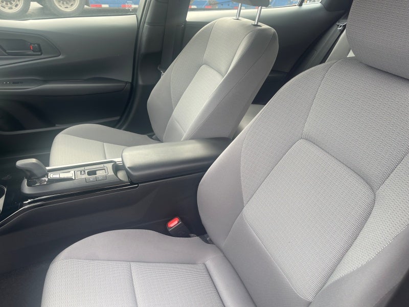 2023 Toyota Prius LE