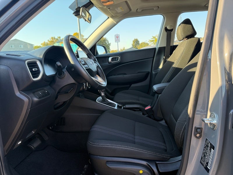 2023 Hyundai Venue SEL