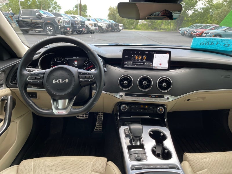 2022 Kia Stinger GT2
