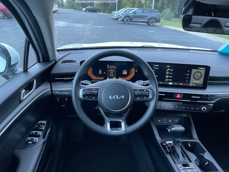 2025 Kia K5 LXS