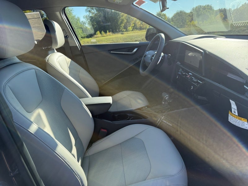 2025 Kia Niro EX