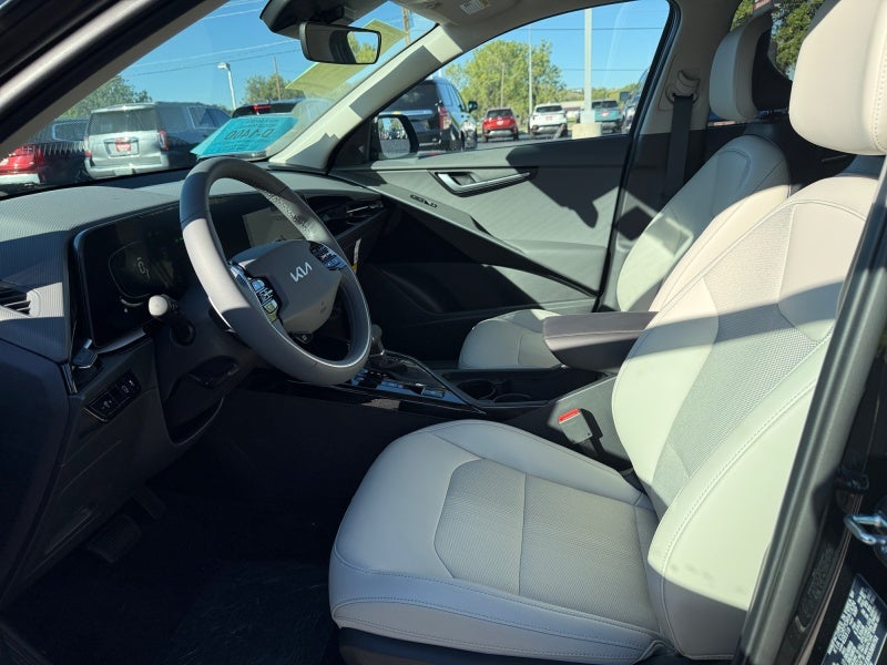 2025 Kia Niro EX