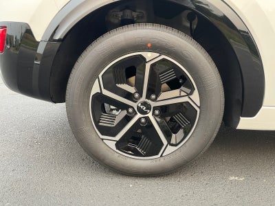 2026 Kia Niro SX